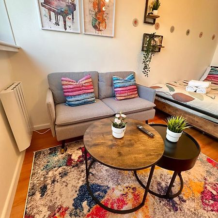 B - Newley Renovated Private Self-Contained Room In A Shared Apartment In Birmingham City Centre Zewnętrze zdjęcie