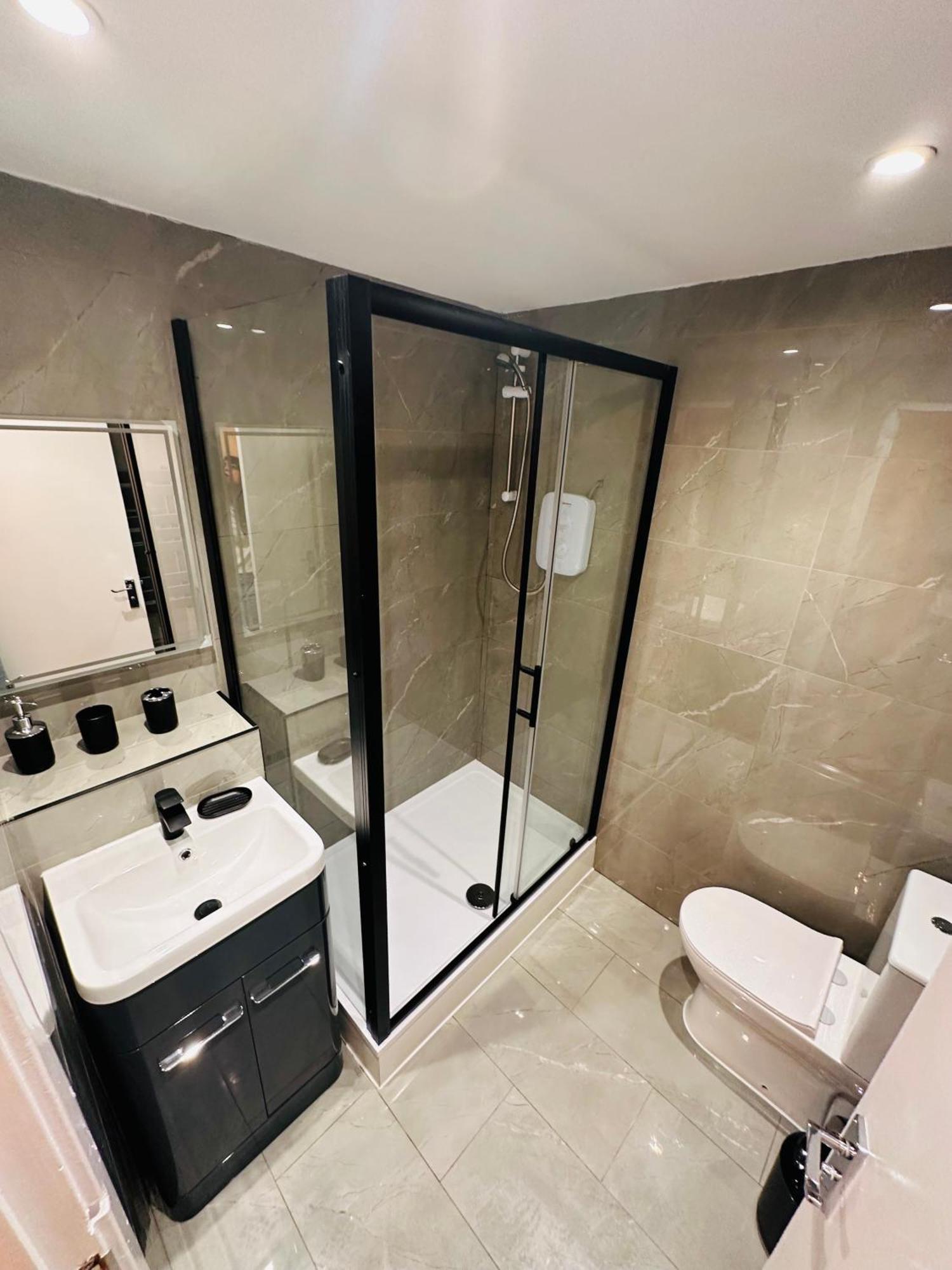 B - Newley Renovated Private Self-Contained Room In A Shared Apartment In Birmingham City Centre Zewnętrze zdjęcie